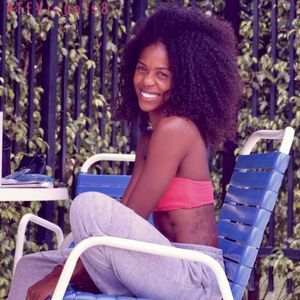 Meet your Posher, Cara